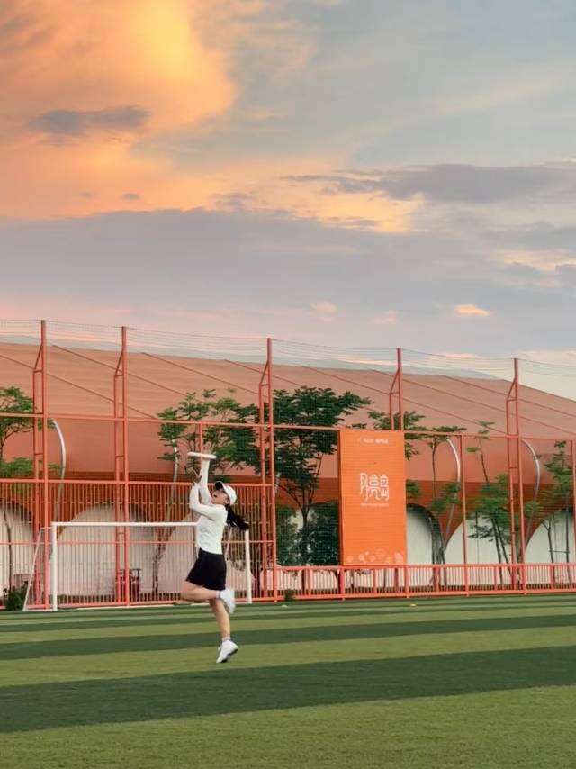 长沙梅溪湖飞盘真实活动图片